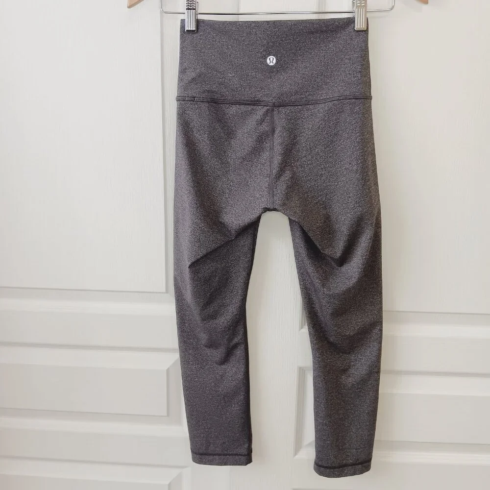 lululemon Women's Heathered Black Wunder Under Crop (High-Rise) Size 4